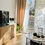 Nature & Design - Pod Lasem Apartment